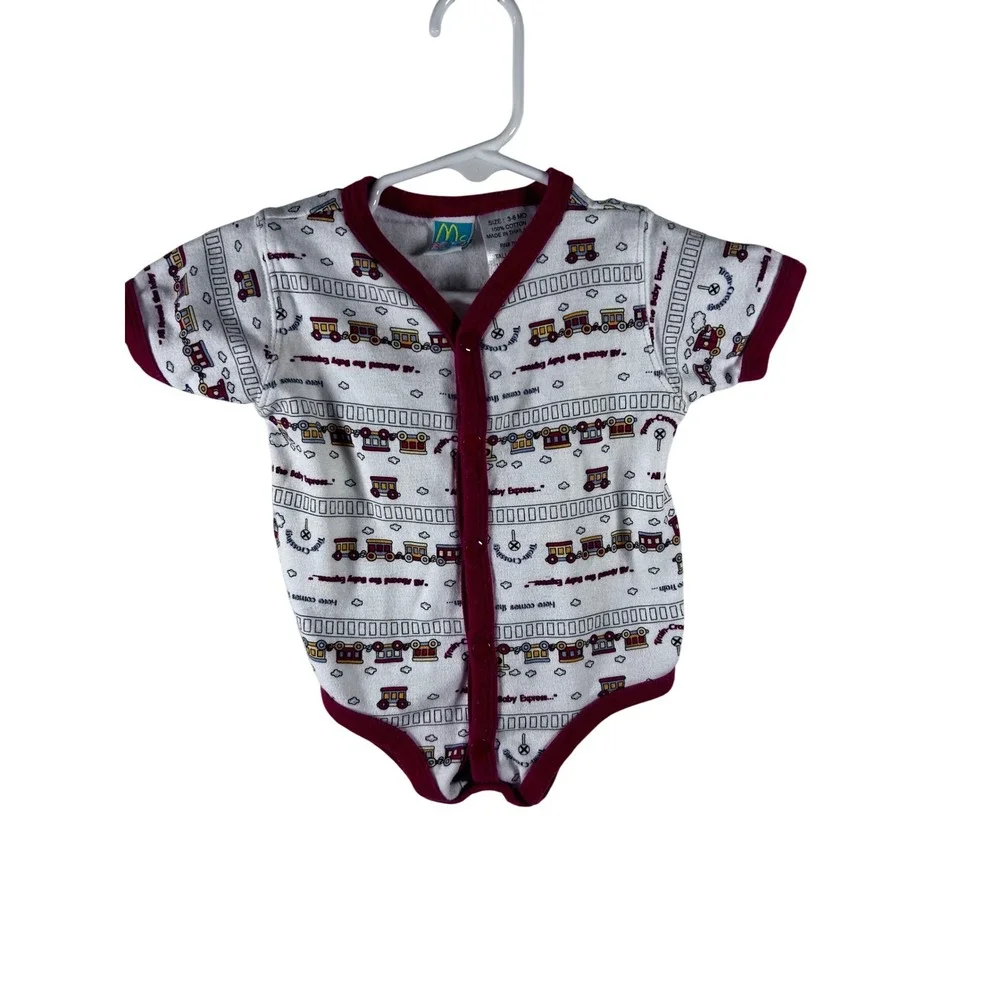 Mc Baby Bodysuit‎ 3-6 MO White Maroon Train Print Snap Front Baby Boy